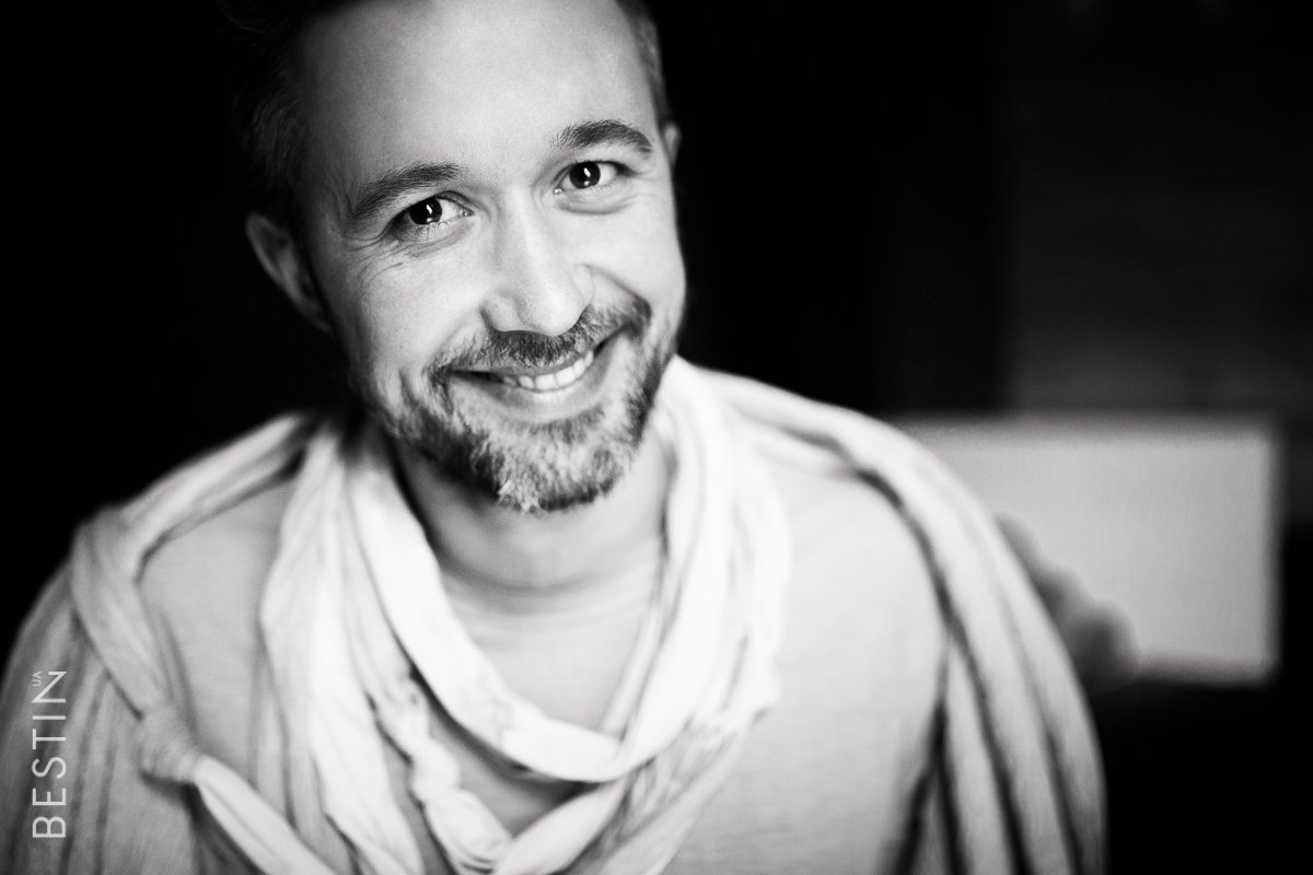 Предстоящий квартирник обещает быть немного по-детски наивными, но настоящим