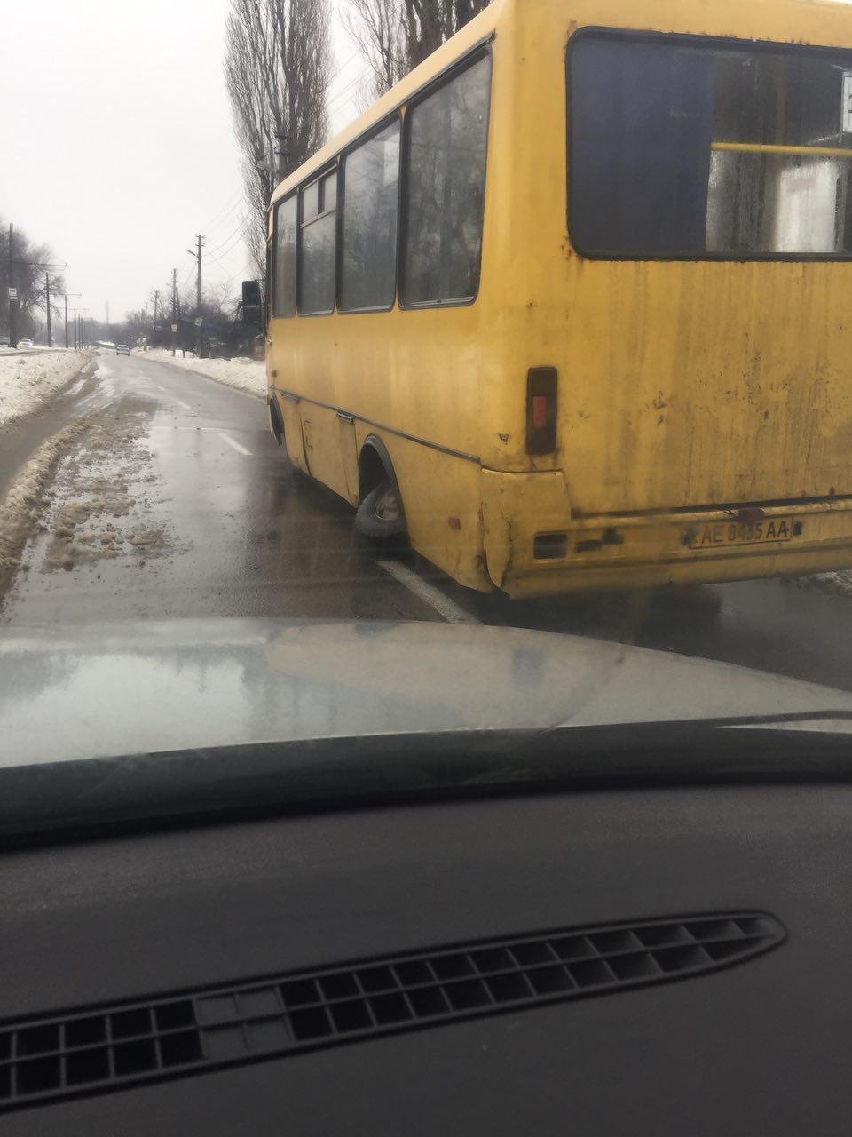 Маршрутки не приспособлены к дорогам Маршрутки не приспособлены к дорогам