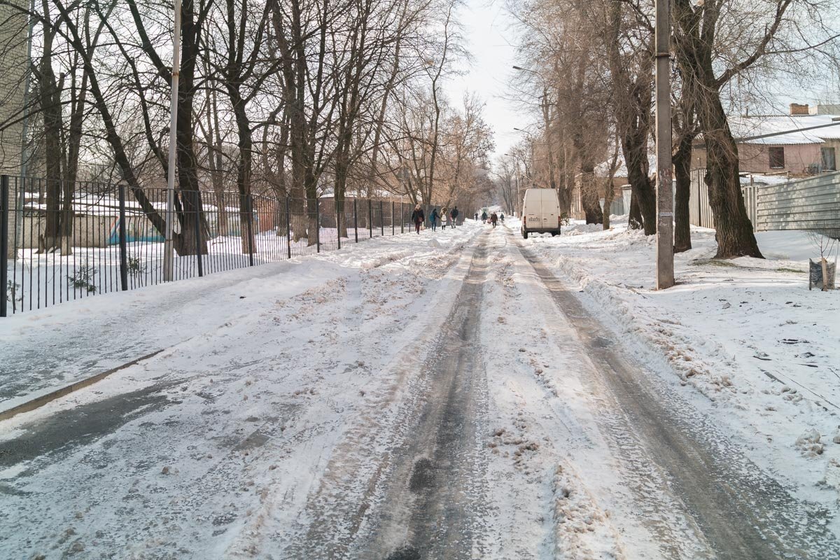 То, в каком состоянии тротуар, получится увидеть лишь совместно с плюсовой температурой воздуха То, в каком состоянии тротуар, получится увидеть лишь совместно с плюсовой температурой воздуха