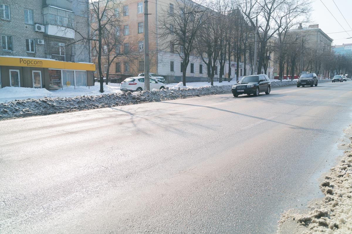 Водителям здесь можно расслабиться и даже ответить на пришедшее сообщение в Telegram (только быстро)