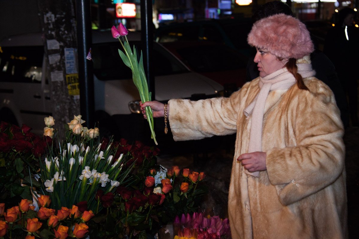 Монумент "Родина мать" по-днепровски
