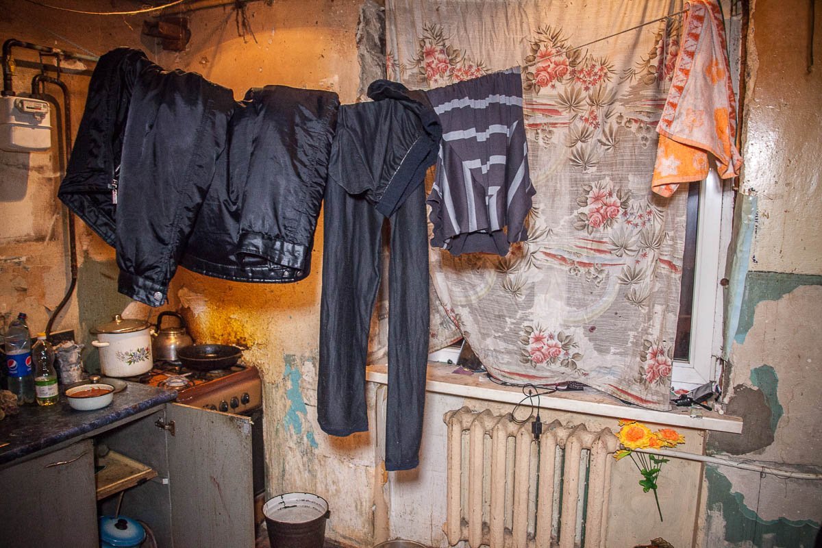 Суровый быт  Суровый быт