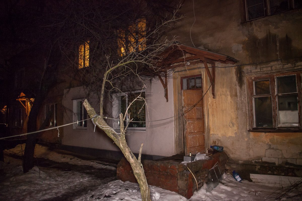 В квартире на улице Давыдова, 60, произошла драка В квартире на улице Давыдова, 60, произошла драка