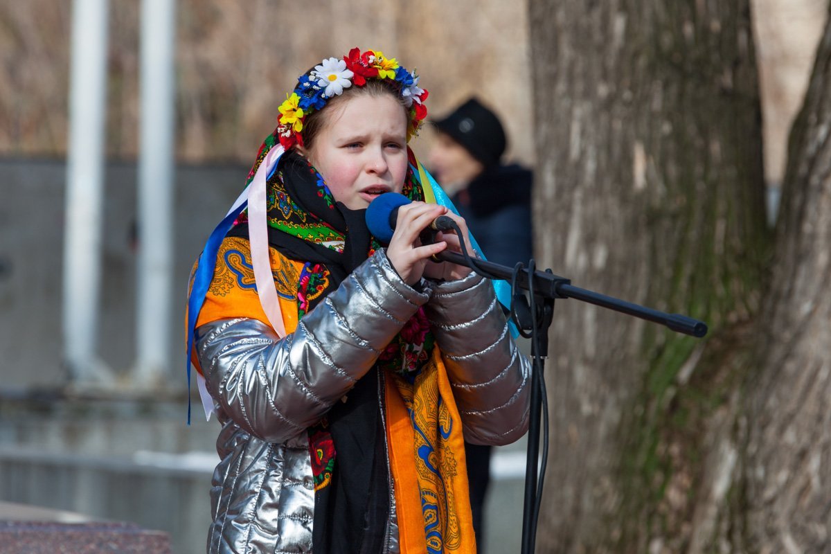 "Ну що б, здавалося, слова... Слова та голос - більш нічого. А серце б'ється, ожива, як їх почує" © Тарас Шевченко "Ну що б, здавалося, слова... Слова та голос - більш нічого. А серце б'ється, ожива, як їх почує" © Тарас Шевченко