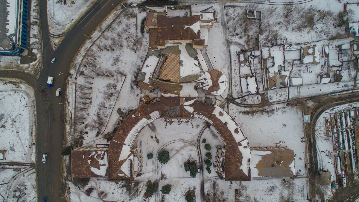 Отголоски прошлого внутри огромного мегаполиса