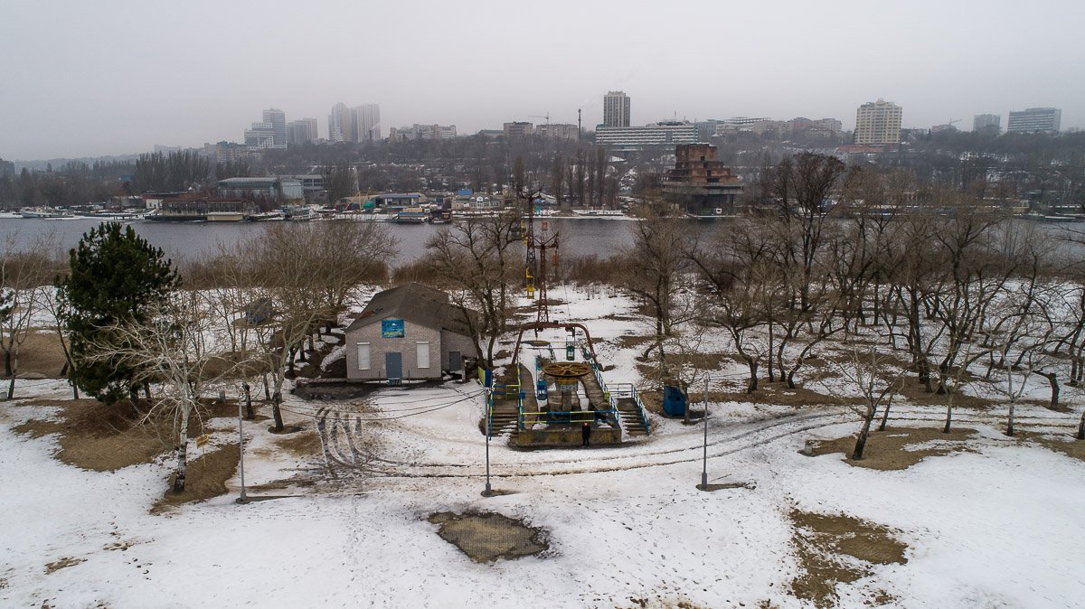 Совсем брошена и одинока