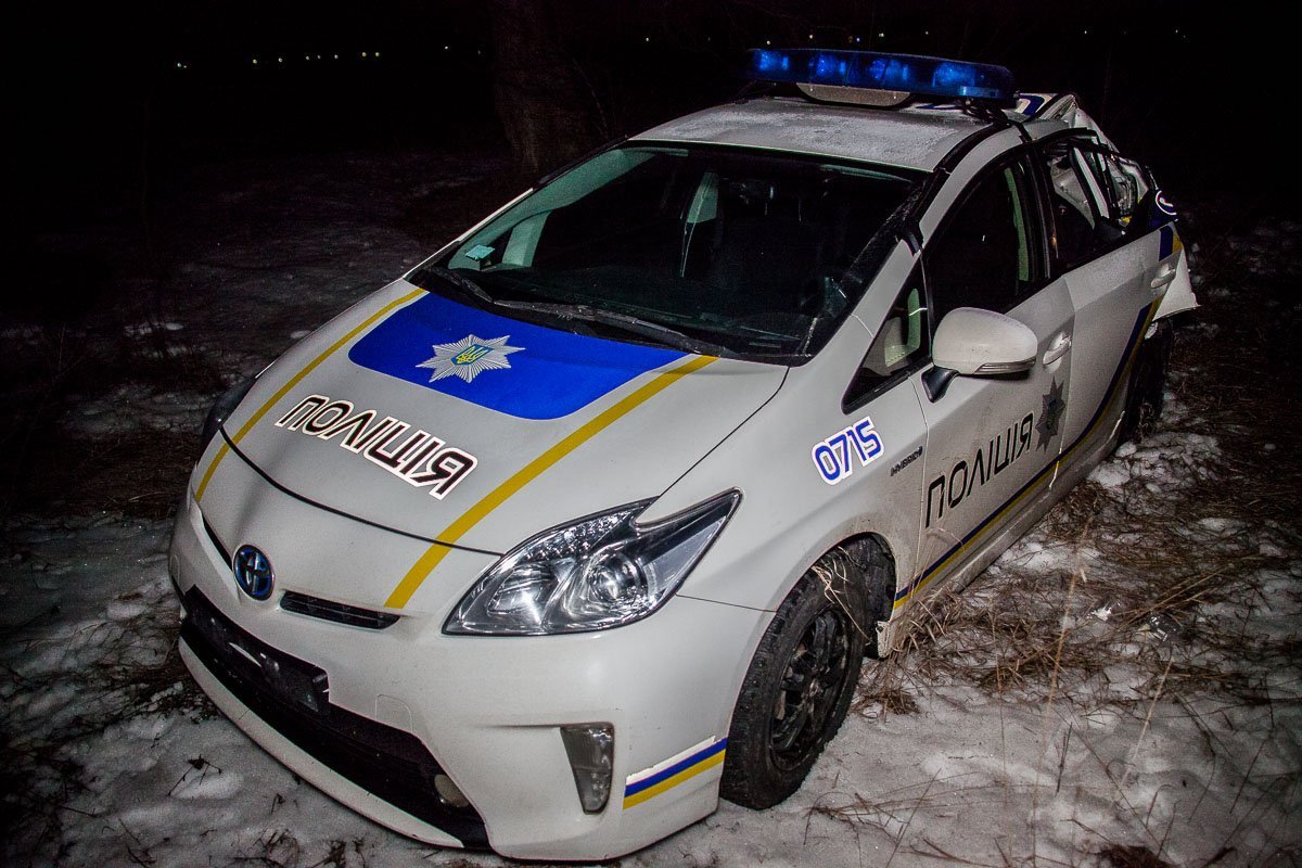 13 марта на трассе под Днепром произошло ДТП с участием полицейского Prius 