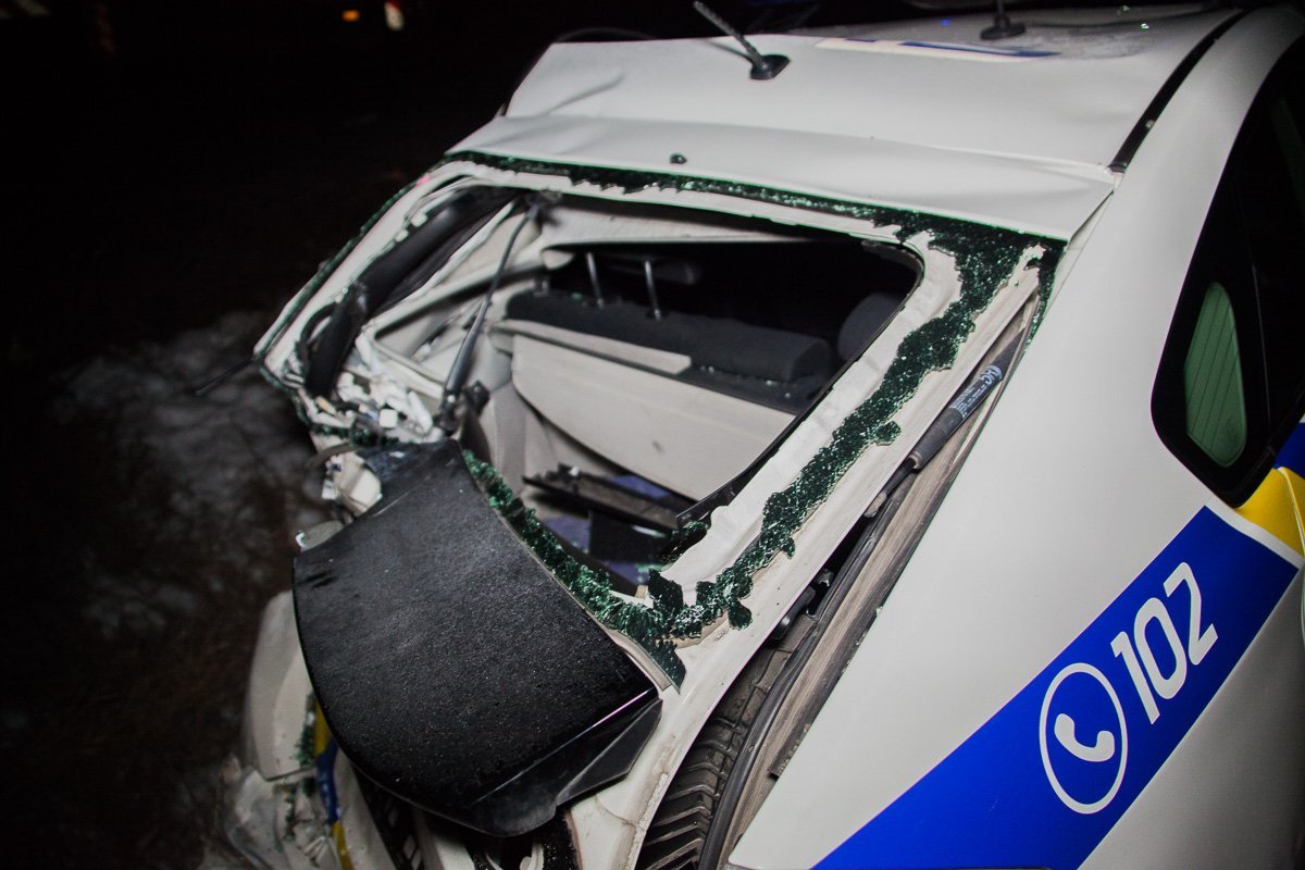 Авария произошла около 2:00