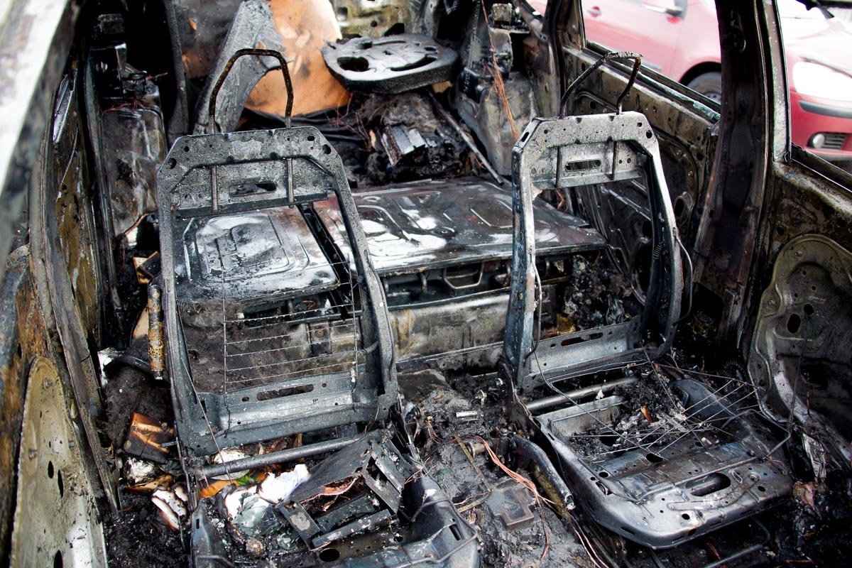 Сказать, что стало причиной возгорания, пока не возможно Сказать, что стало причиной возгорания, пока не возможно