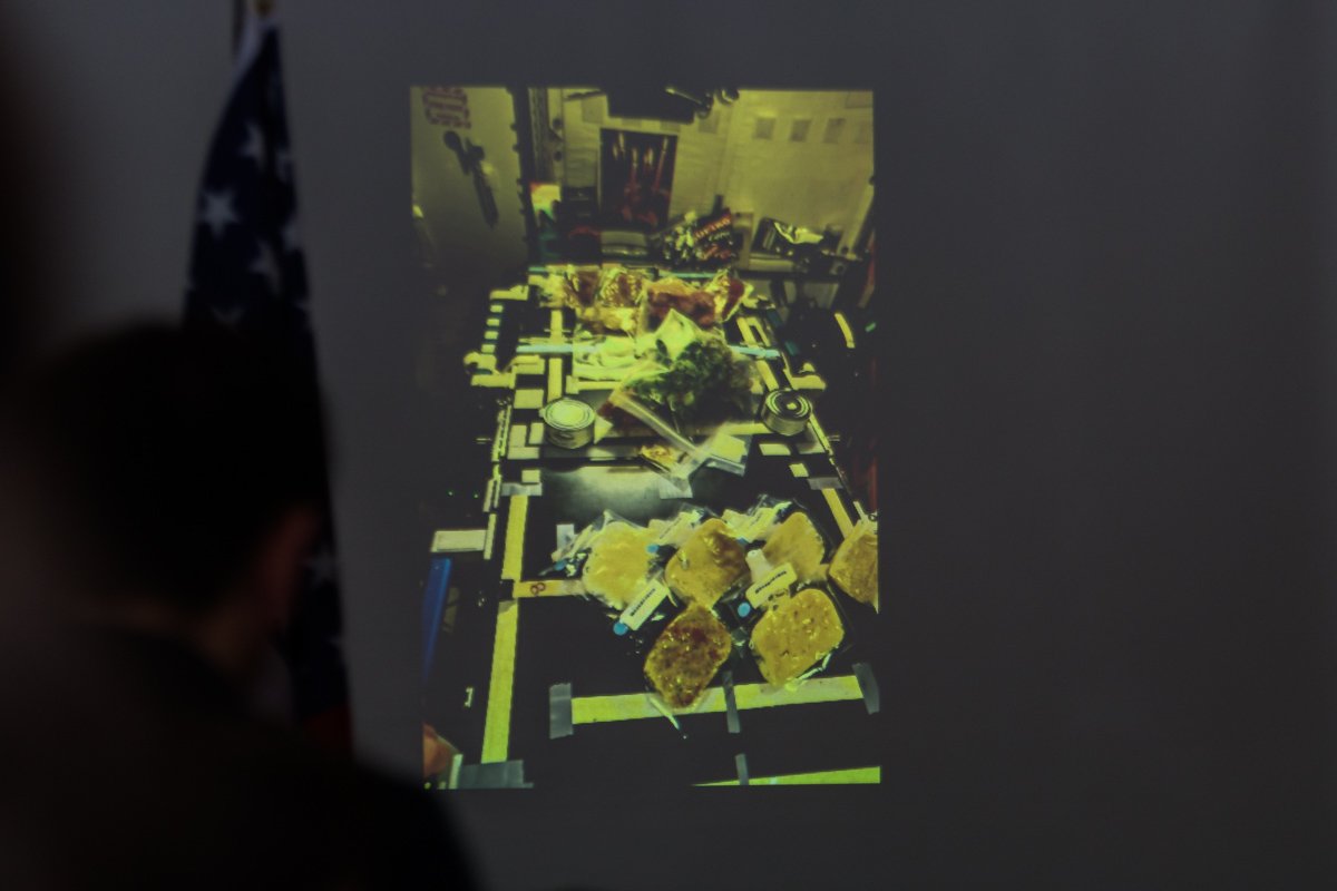 Рэндольф Брезник совпровождал свой рассказ фотографиями с МКС