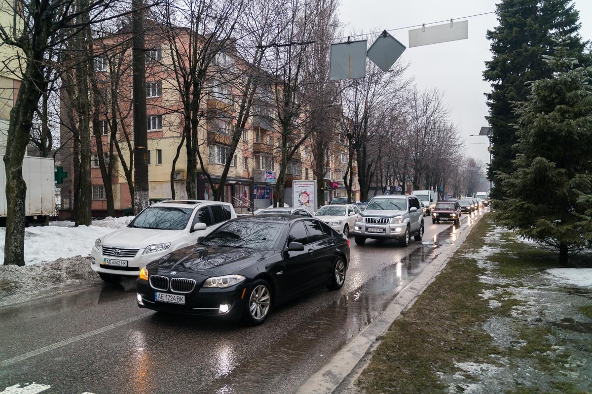 Движение по проспекту Гагарина в сторону центра затруднено Движение по проспекту Гагарина в сторону центра затруднено