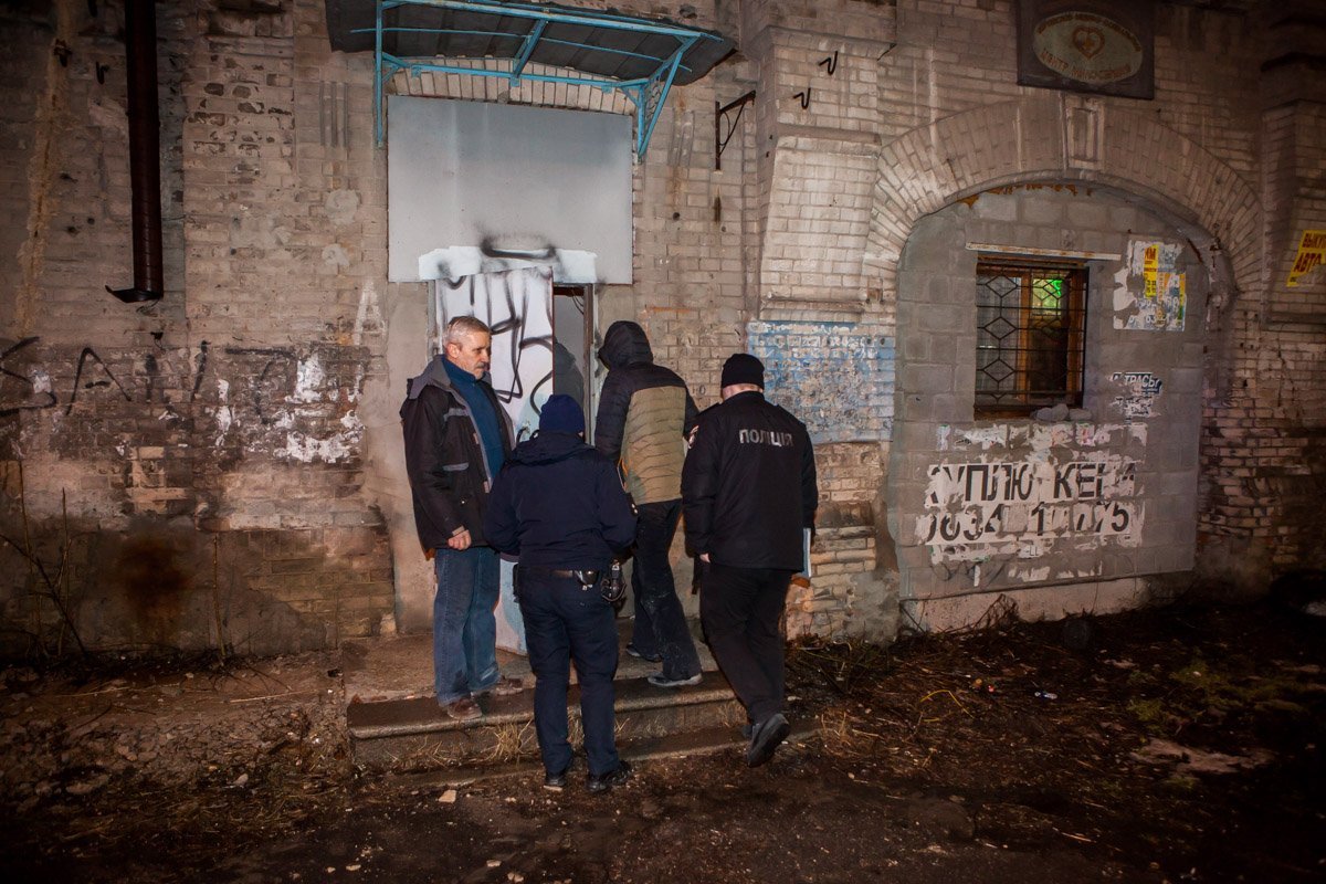 В одной из квартир трехэтажки погиб гражданин Египта В одной из квартир трехэтажки погиб гражданин Египта