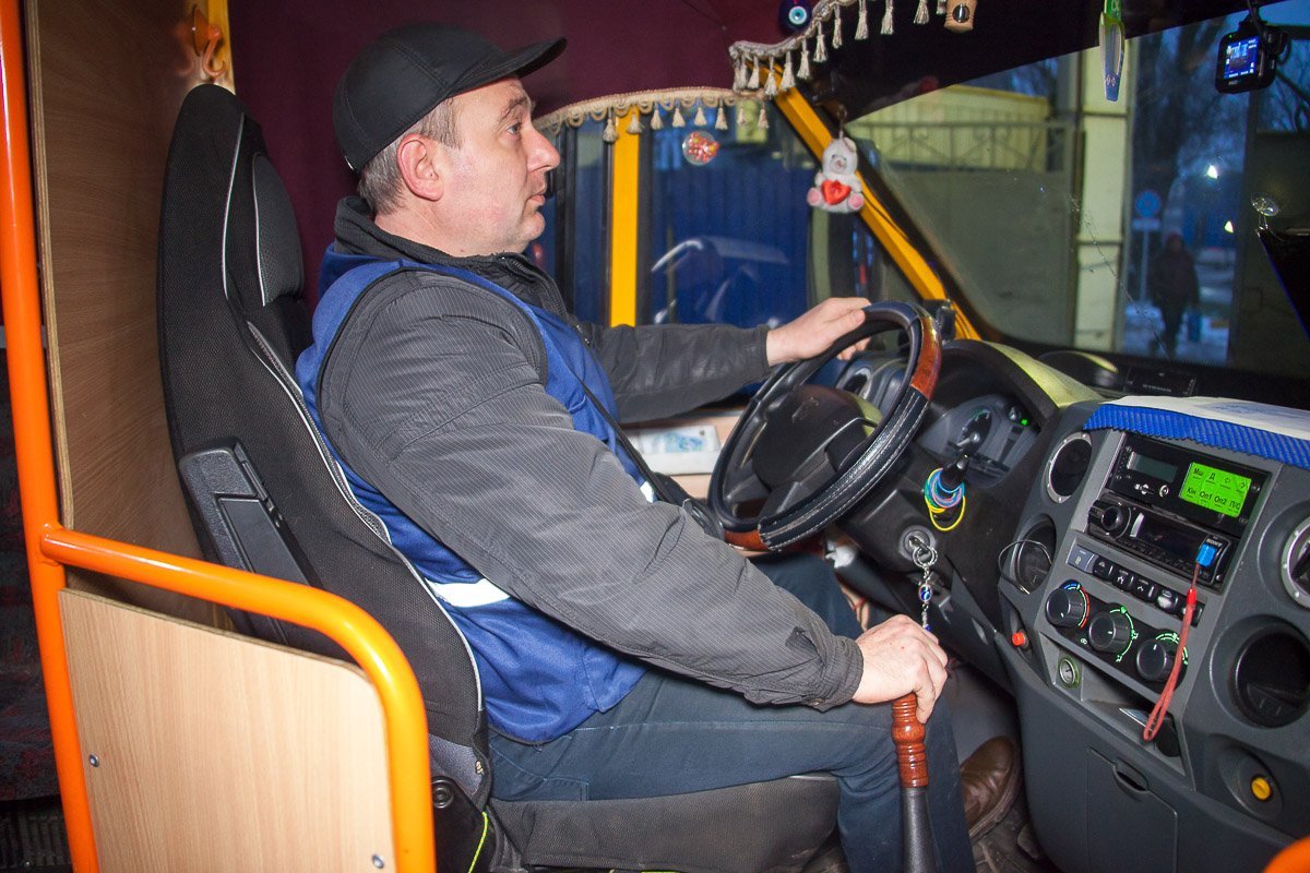 Водители просыпаются очень рано, но днем у них есть время на отдых Водители просыпаются очень рано, но днем у них есть время на отдых