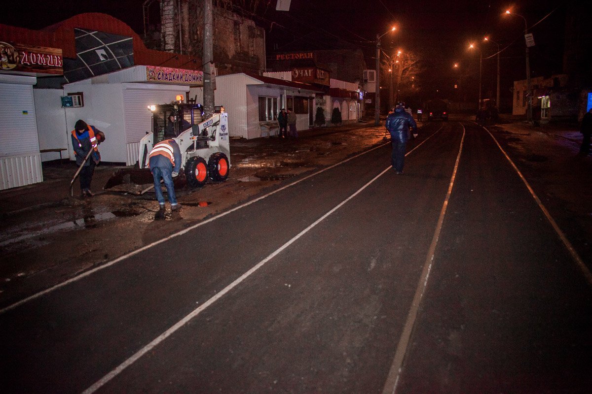 Работать приходится не покладая рук