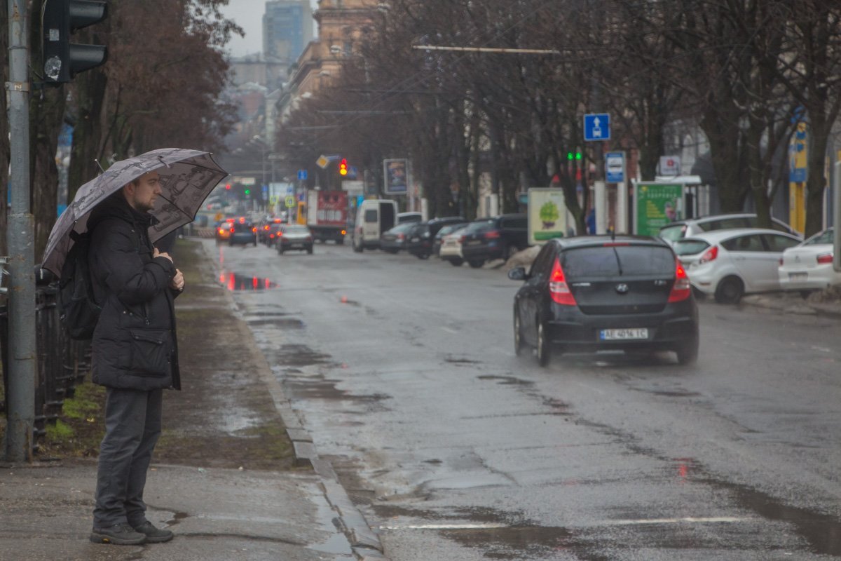 Люблю дождь, в нем можно спрятать свои слезы...