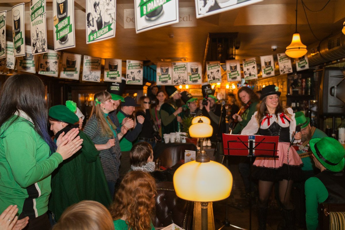 Бар был забит до отвала Бар был забит до отвала