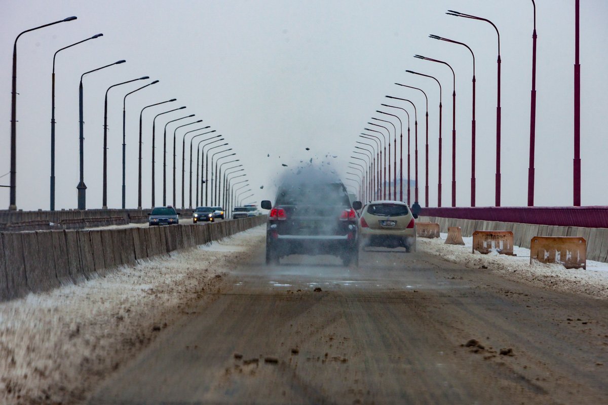 Зачем чистить снег, если он потом сам растает, верно?