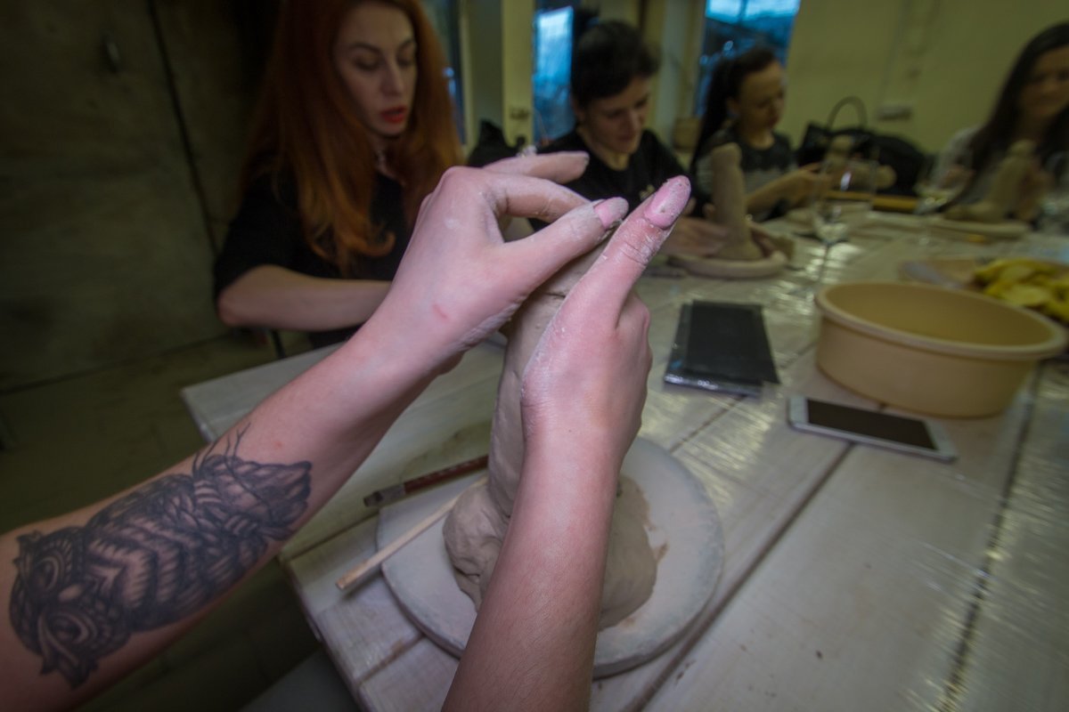 Скульптор и художник Оксана Наливайко разработала уникальную и необычную методику, которая помогает раскрыть сексуальность Скульптор и художник Оксана Наливайко разработала уникальную и необычную методику, которая помогает раскрыть сексуальность