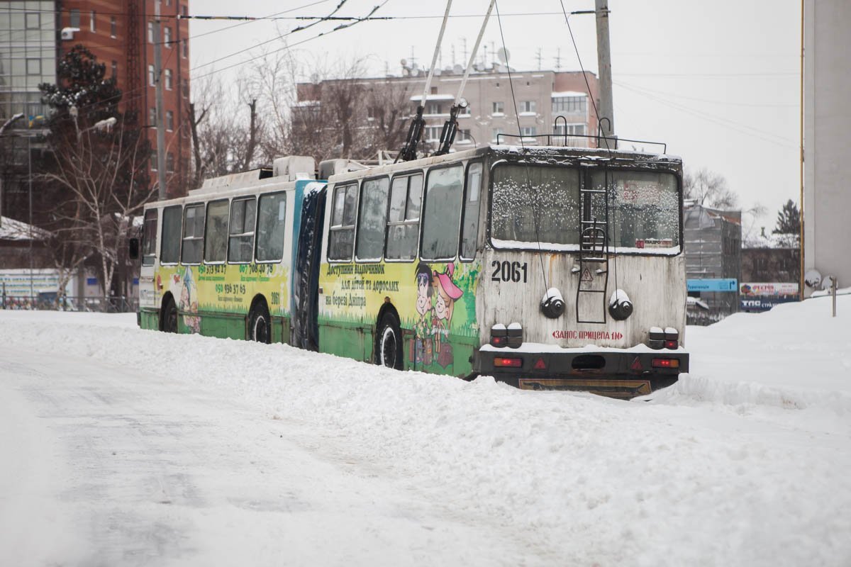 Сложности наблюдаются и в работе электротранспорта Сложности наблюдаются и в работе электротранспорта