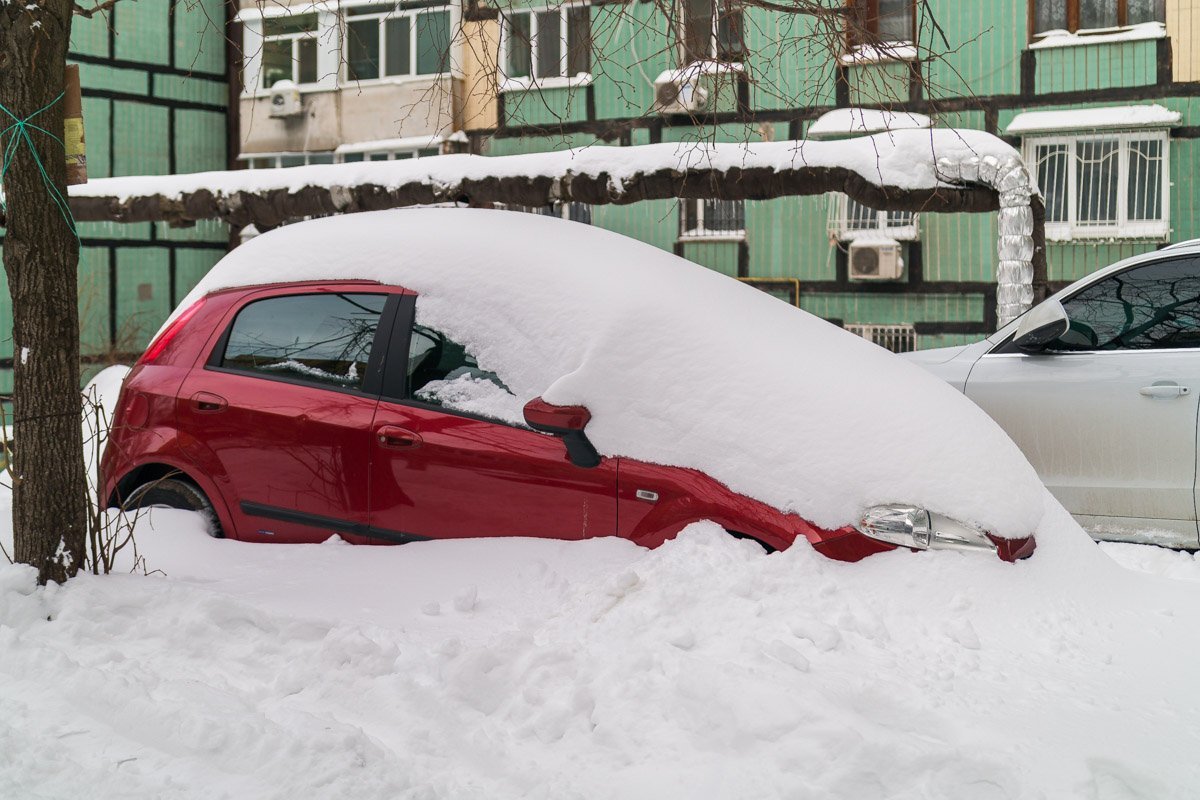 Зато не угонят - не выедут