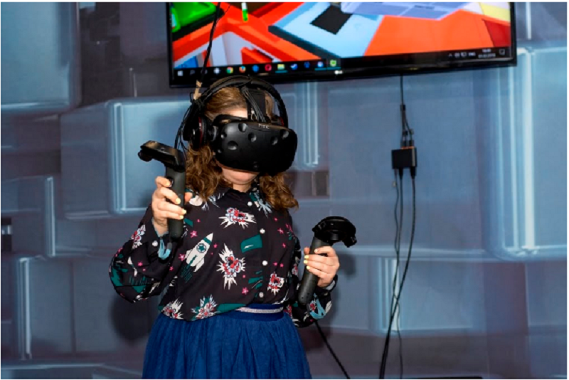 Путешествие во времени и космическая битва: где в Днепре побывать в виртуальной реальности 2