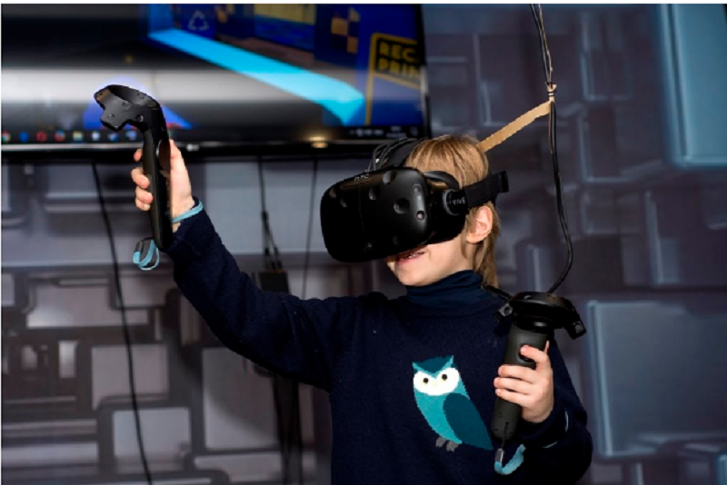 Путешествие во времени и космическая битва: где в Днепре побывать в виртуальной реальности 3