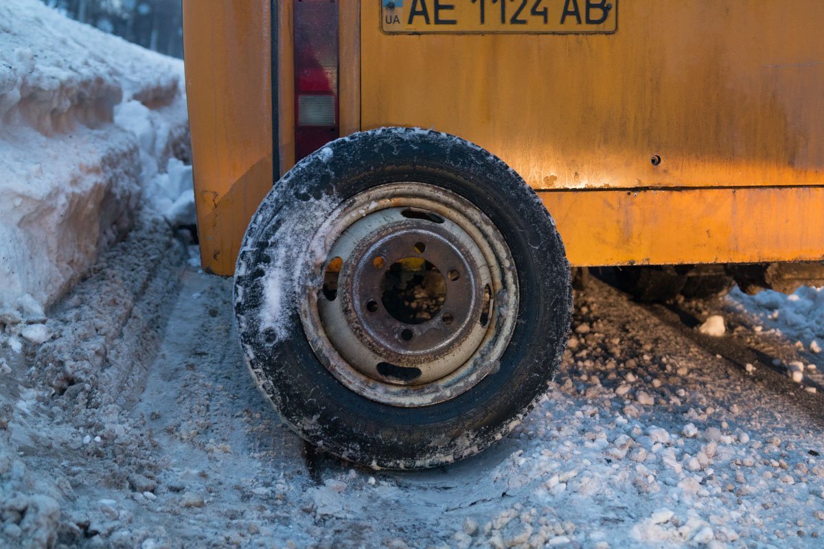 У маршрутки №73 отпало заднее колесо