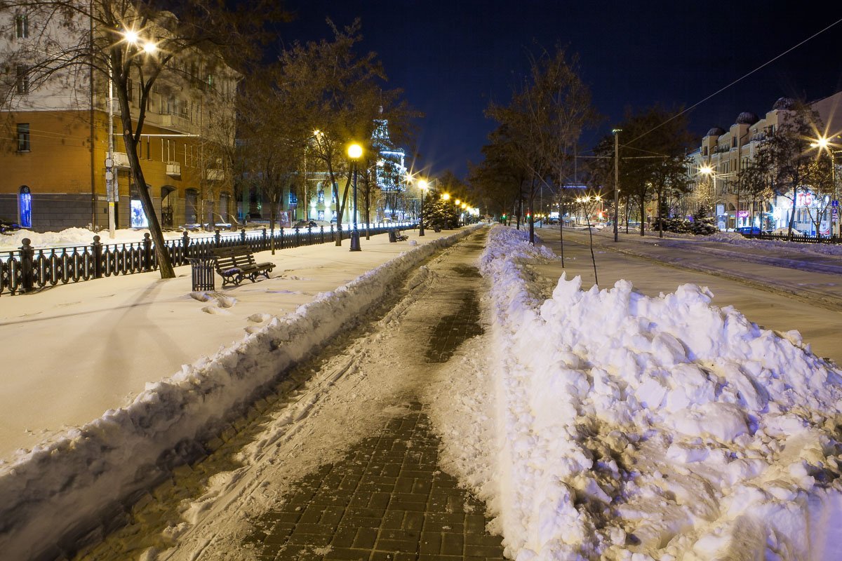 В течение суток город сменил привычный облик