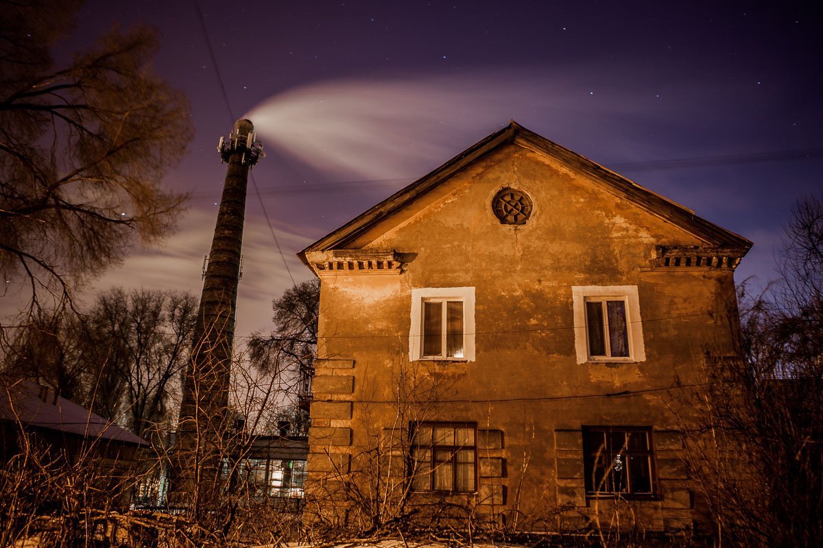 С наступлением рассвета особенно живописная картина открывается на улице Строителей С наступлением рассвета особенно живописная картина открывается на улице Строителей