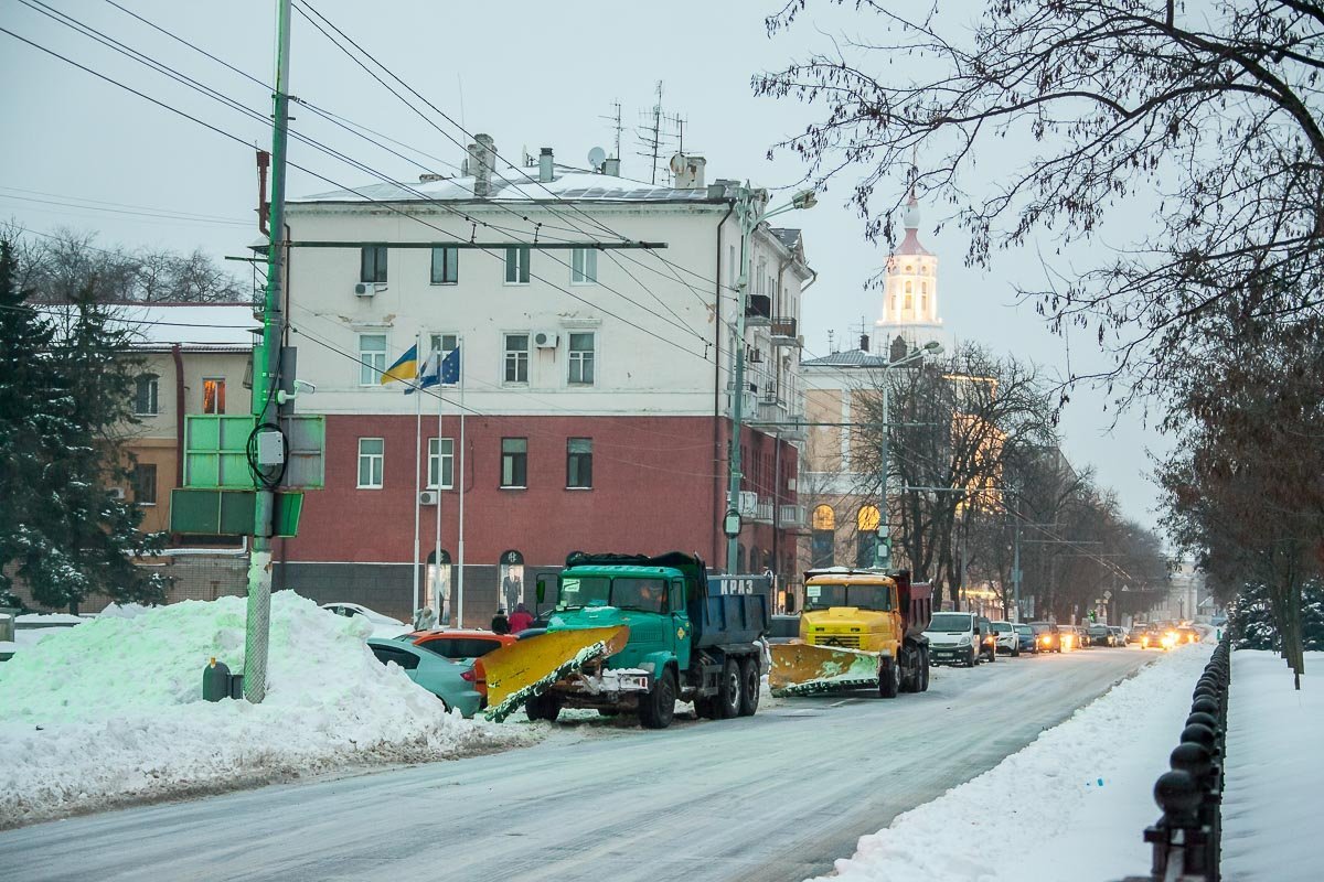Будьте осторожны с крупногабаритной техникой