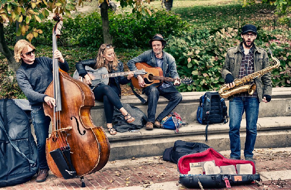 Почему бы и не помечтать? Почему бы и не помечтать?