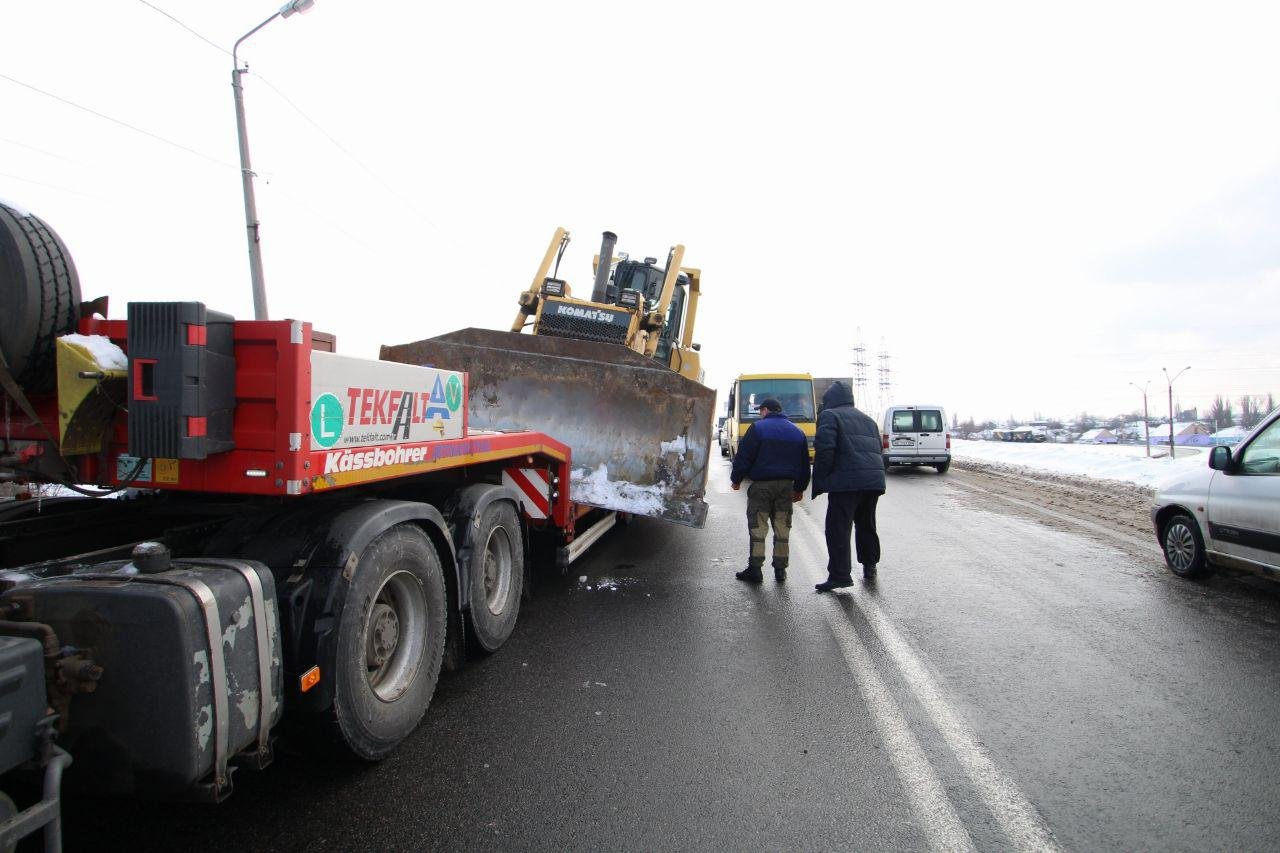 Движение по дороге вскоре перекроют в обе стороны