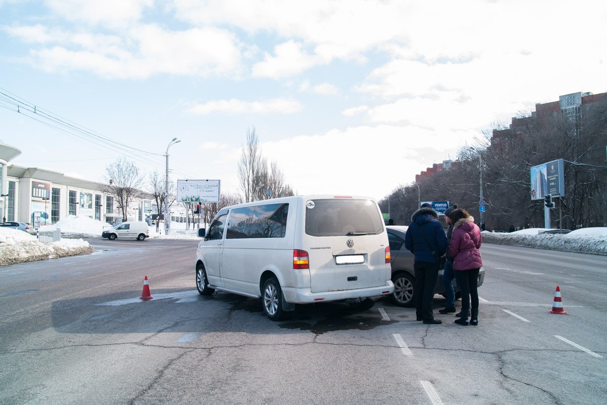 Движение транспорта на данном участке дороги не затрудненно