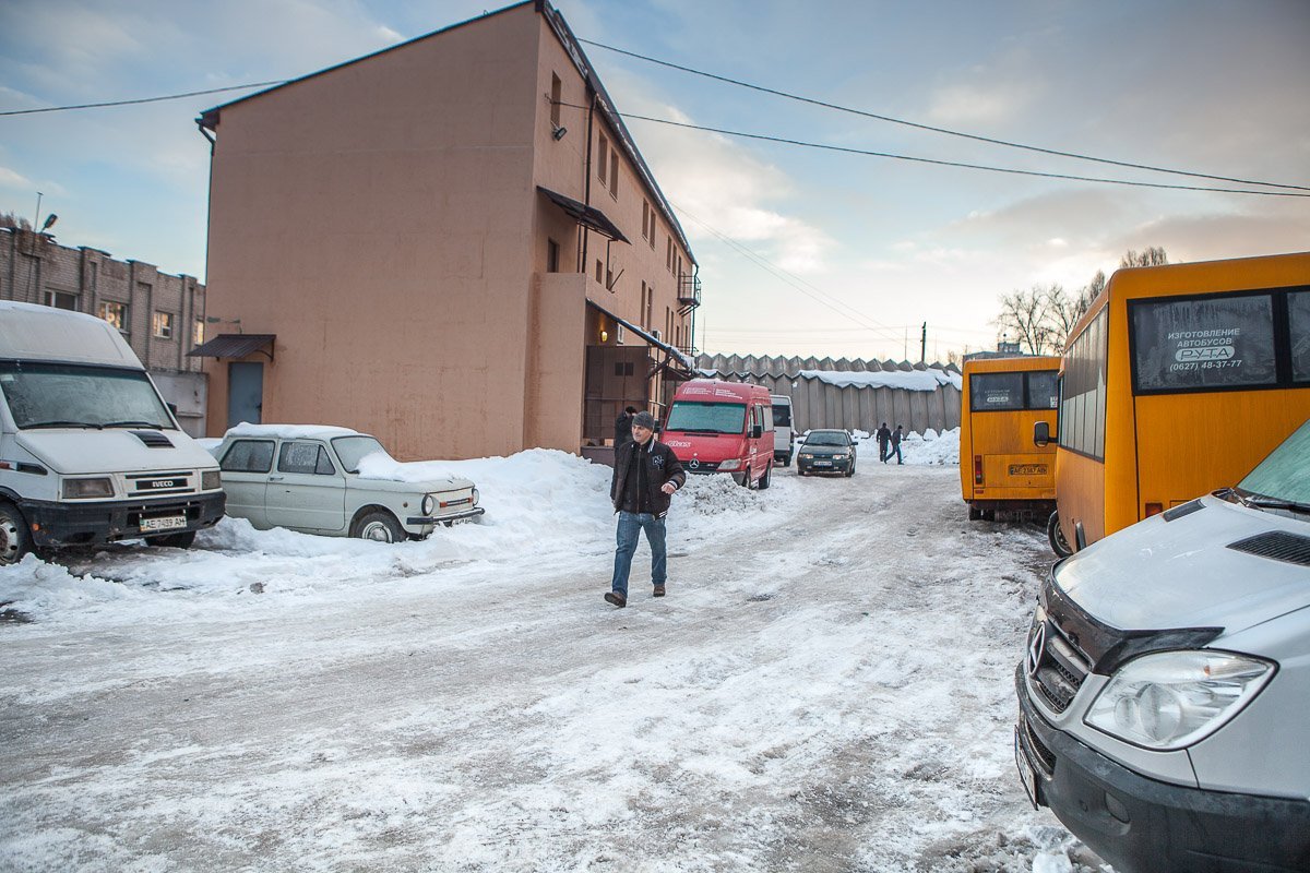 АТП на улице Калиновой, 87а АТП на улице Калиновой, 87а