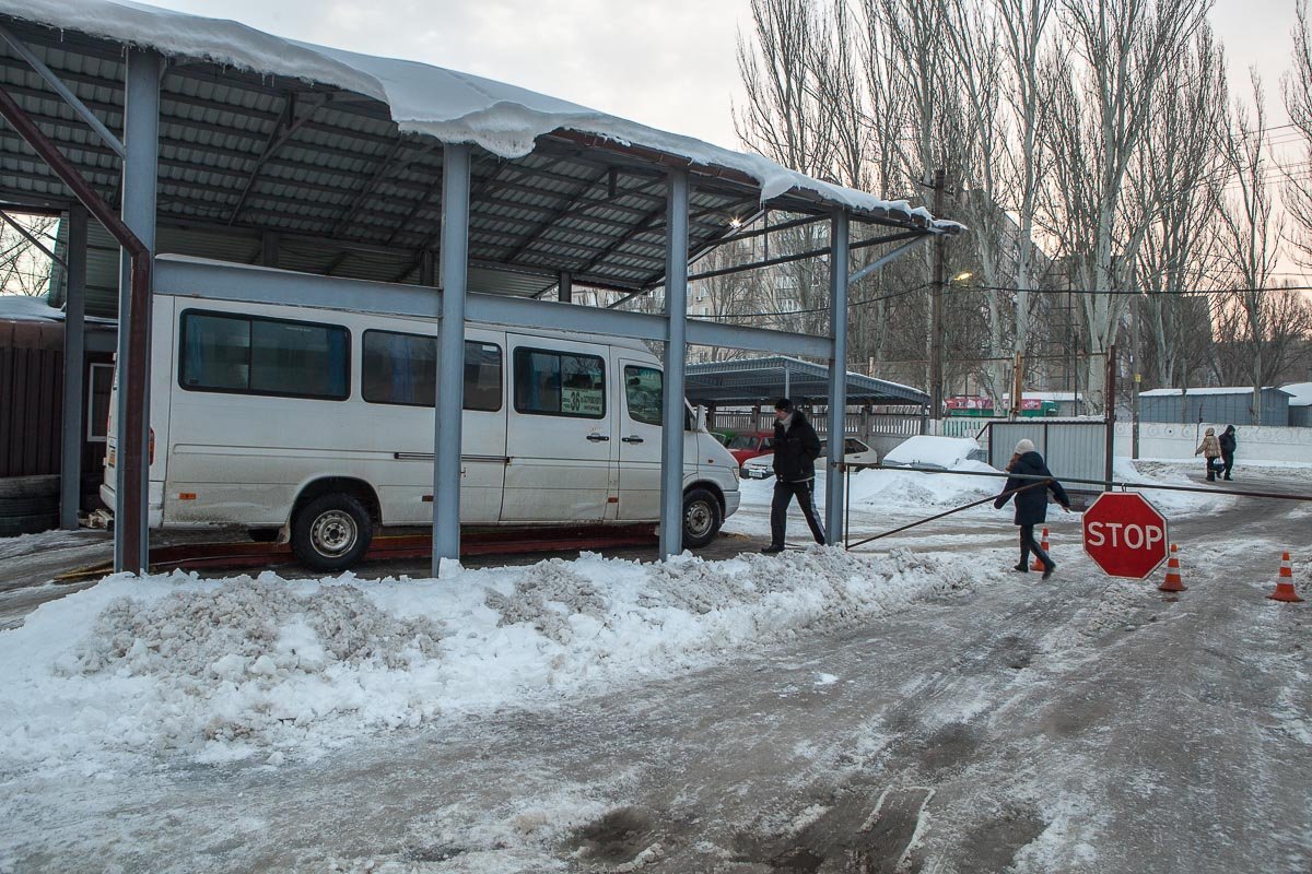 Рабочий день на этом АТП начинается уже в 3:40 Рабочий день на этом АТП начинается уже в 3:40
