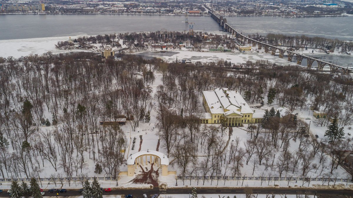 Дворец Студентов расположился на площади Шевченко, 1