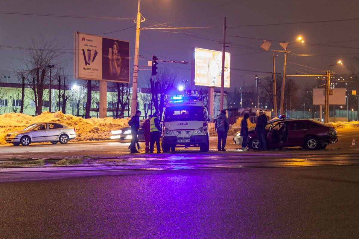 На проспекте Богдана Хмельницкого произошло ДТП