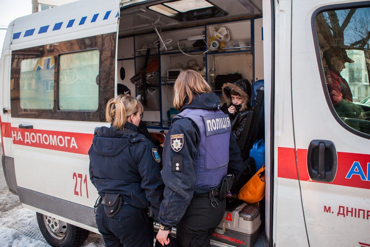 Родители малыша на месте происшествия так и не появились