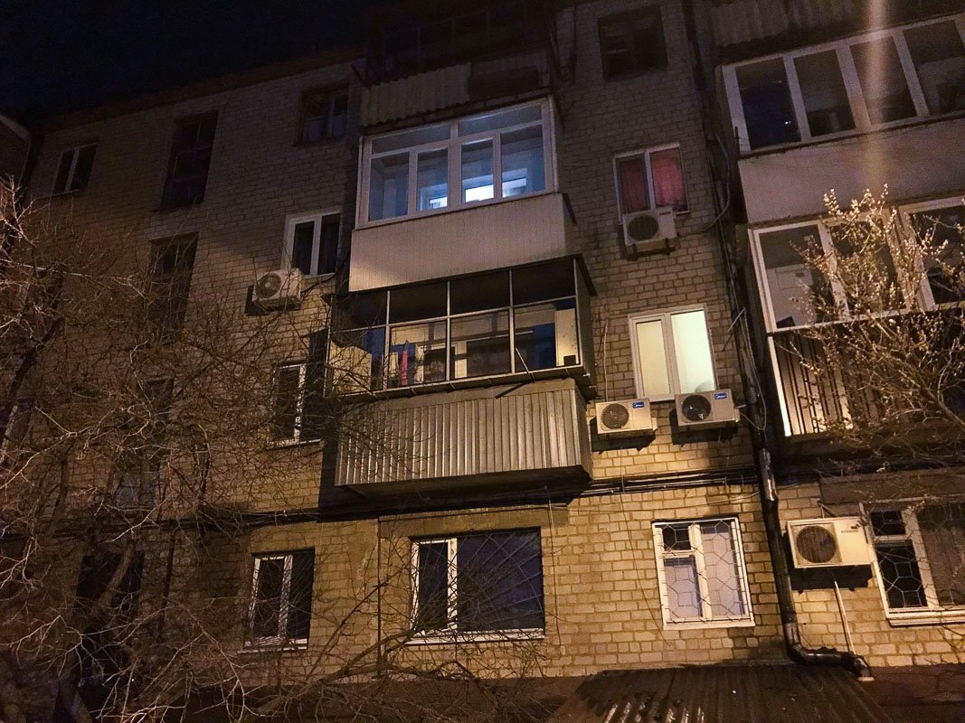 Инцидент произошел 28 марта около 00:15 на улице Роторная, 27