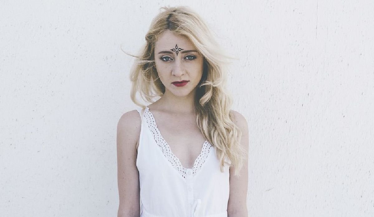 Сегодня творчество Vivienne Mort любят и тепло воспринимают не только в Украине, но и за рубежом Сегодня творчество Vivienne Mort любят и тепло воспринимают не только в Украине, но и за рубежом