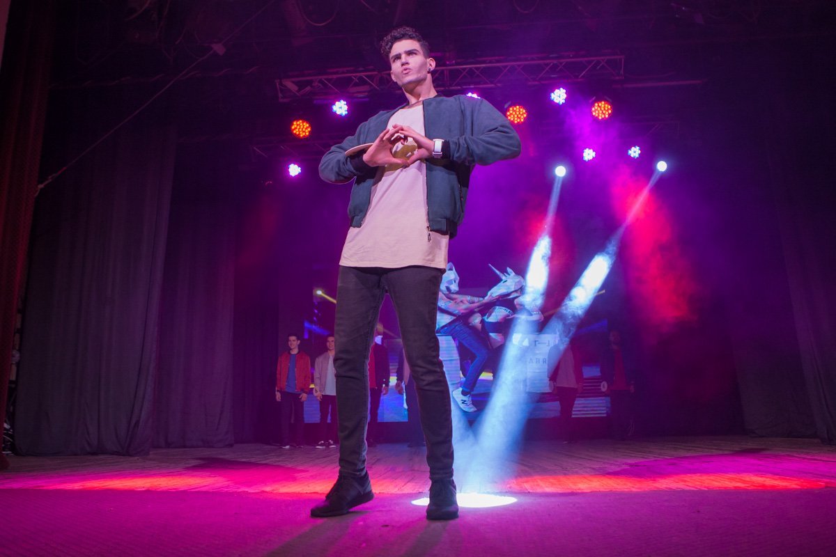 Важно не забывать дарить любовь своим поклонникам