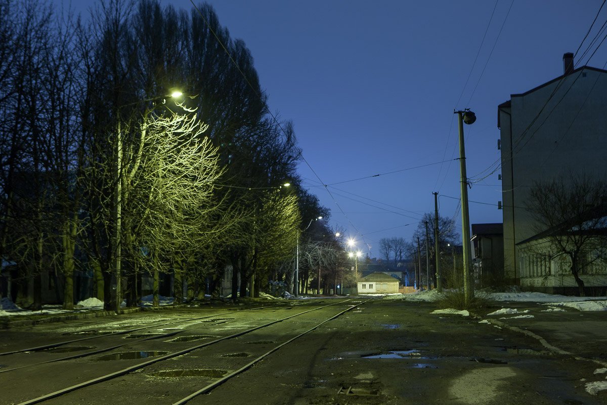 В этом районе с трудом встретишь многоэтажное здание