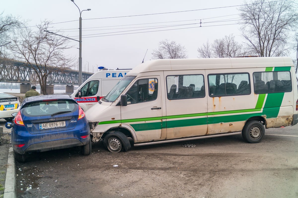 Пострадал водитель легковушки