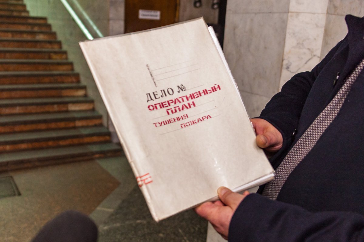 План эвакуации висит на каждом шагу План эвакуации висит на каждом шагу