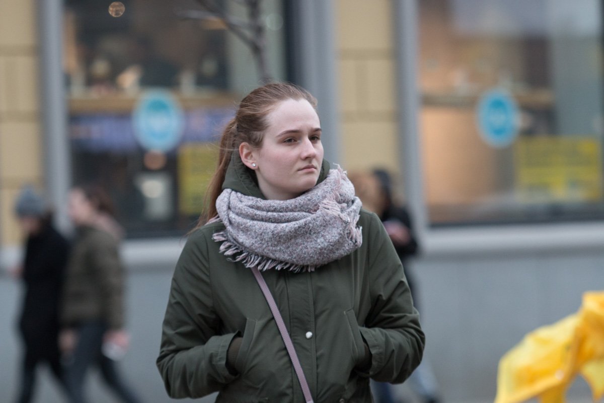 Чего-то какая-то странная весна Чего-то какая-то странная весна