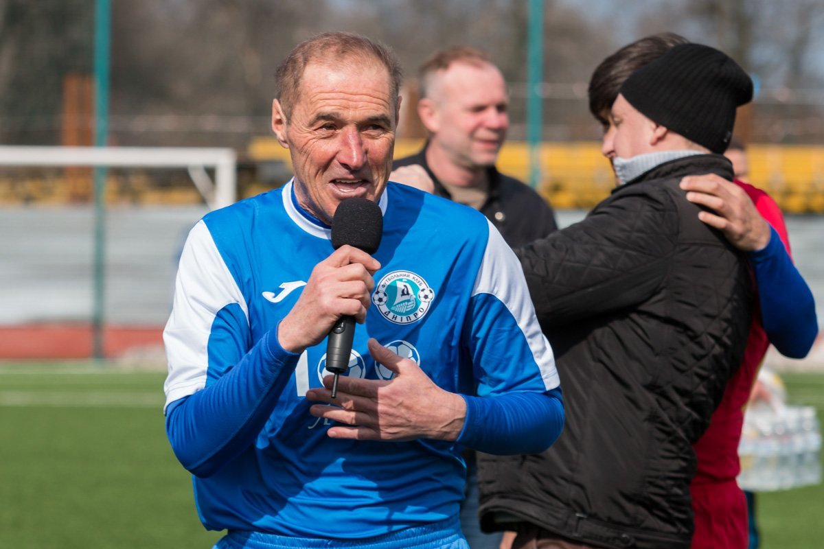 31 марта в 15:00 на стадионе «Трудовые резервы» начался футбольный матч