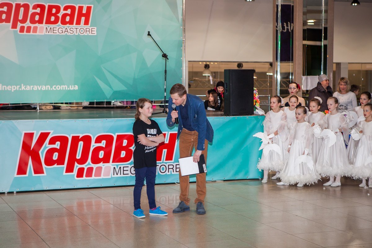 В конкурсе «Открытый микрофон» принимали участие все желающие почувствовать себя комиком В конкурсе «Открытый микрофон» принимали участие все желающие почувствовать себя комиком