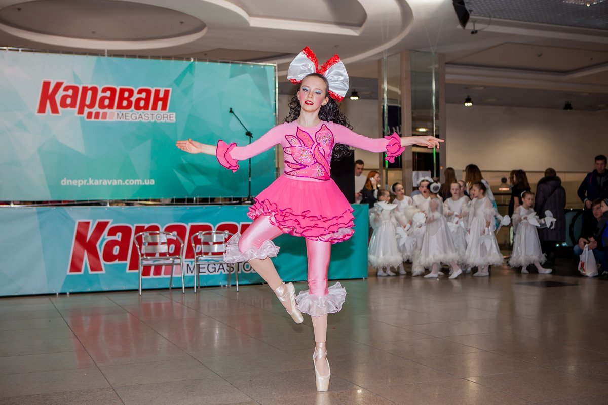 Гостей будут встречали очаровательные мимы Гостей будут встречали очаровательные мимы