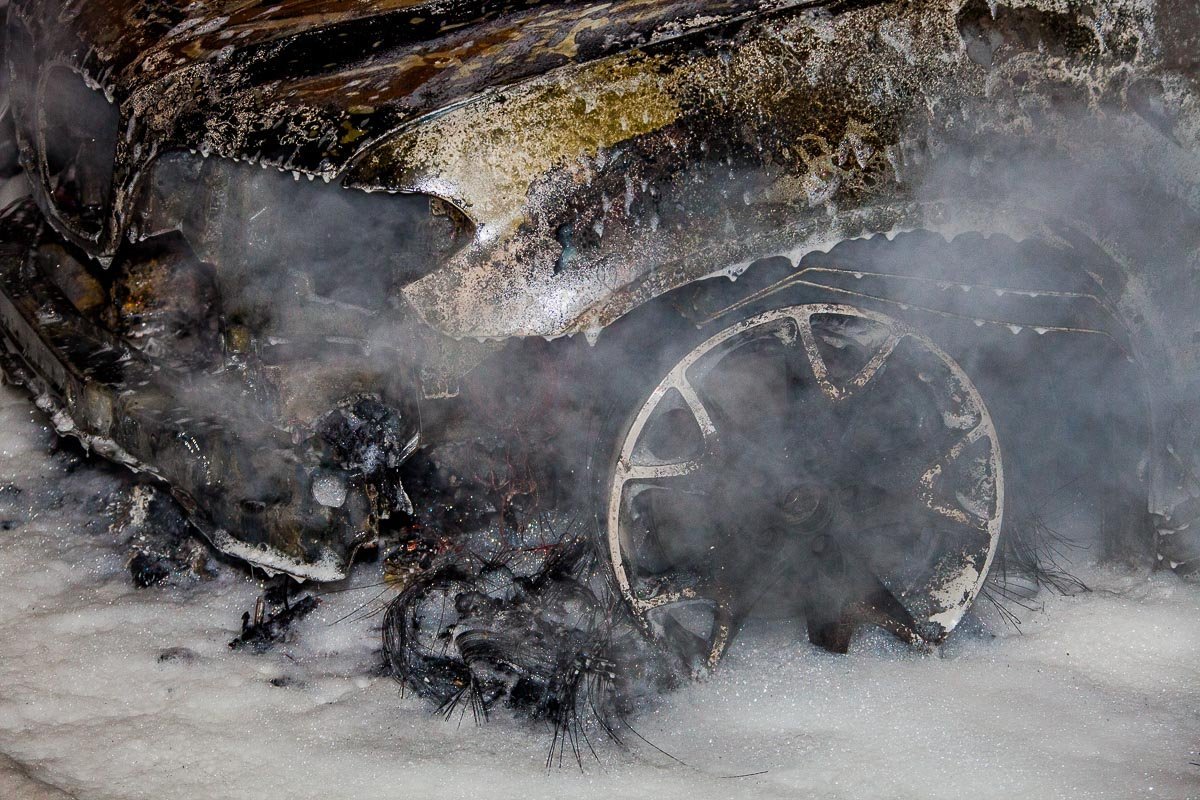 Пожар начался приблизительно в 00:06