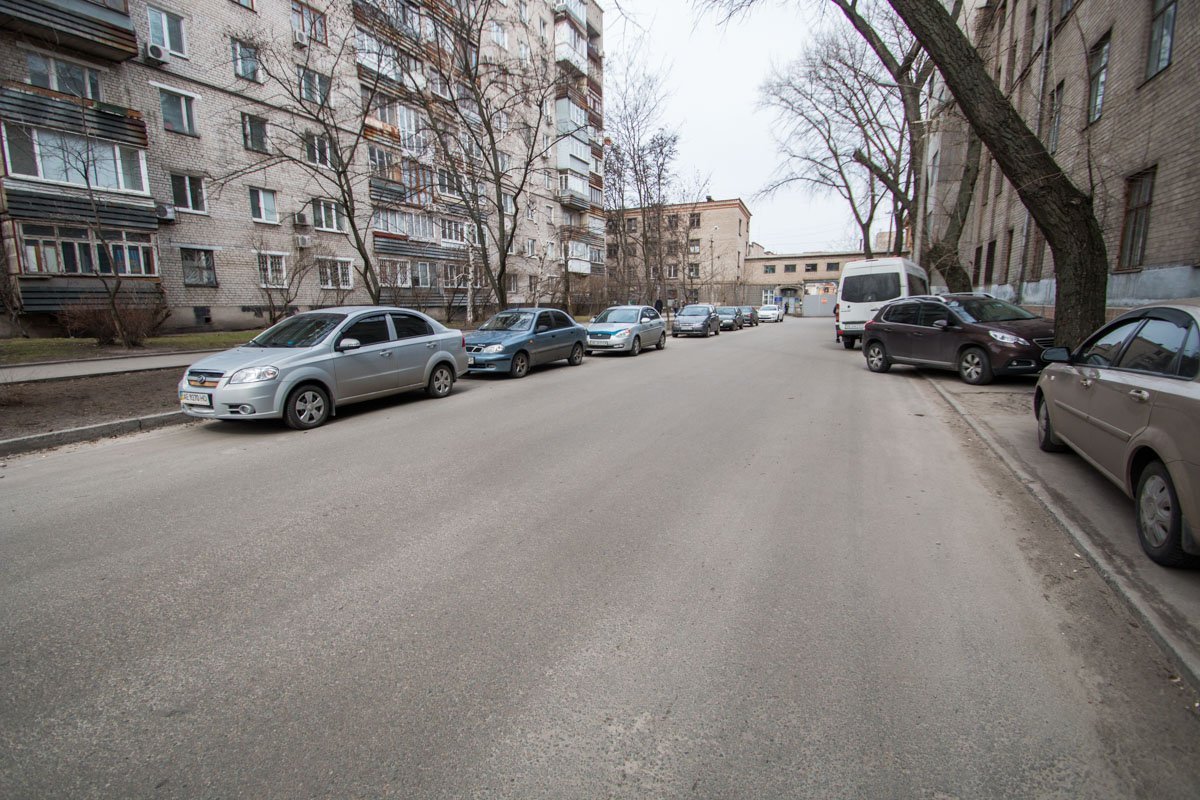 На ремонт дорог планируют потратить 1 миллиард гривен На ремонт дорог планируют потратить 1 миллиард гривен